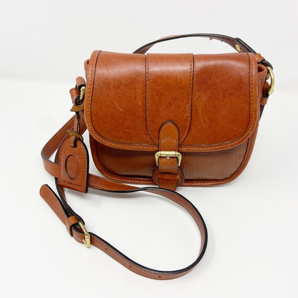 Liz Claiborne Handbags - VINTAGE LIZ CLAIBORNE | Brown Leather Crossbody